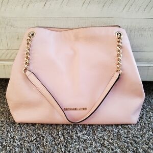 Authentic Michael Kors Pink Chain Shoulder Purse. #SW